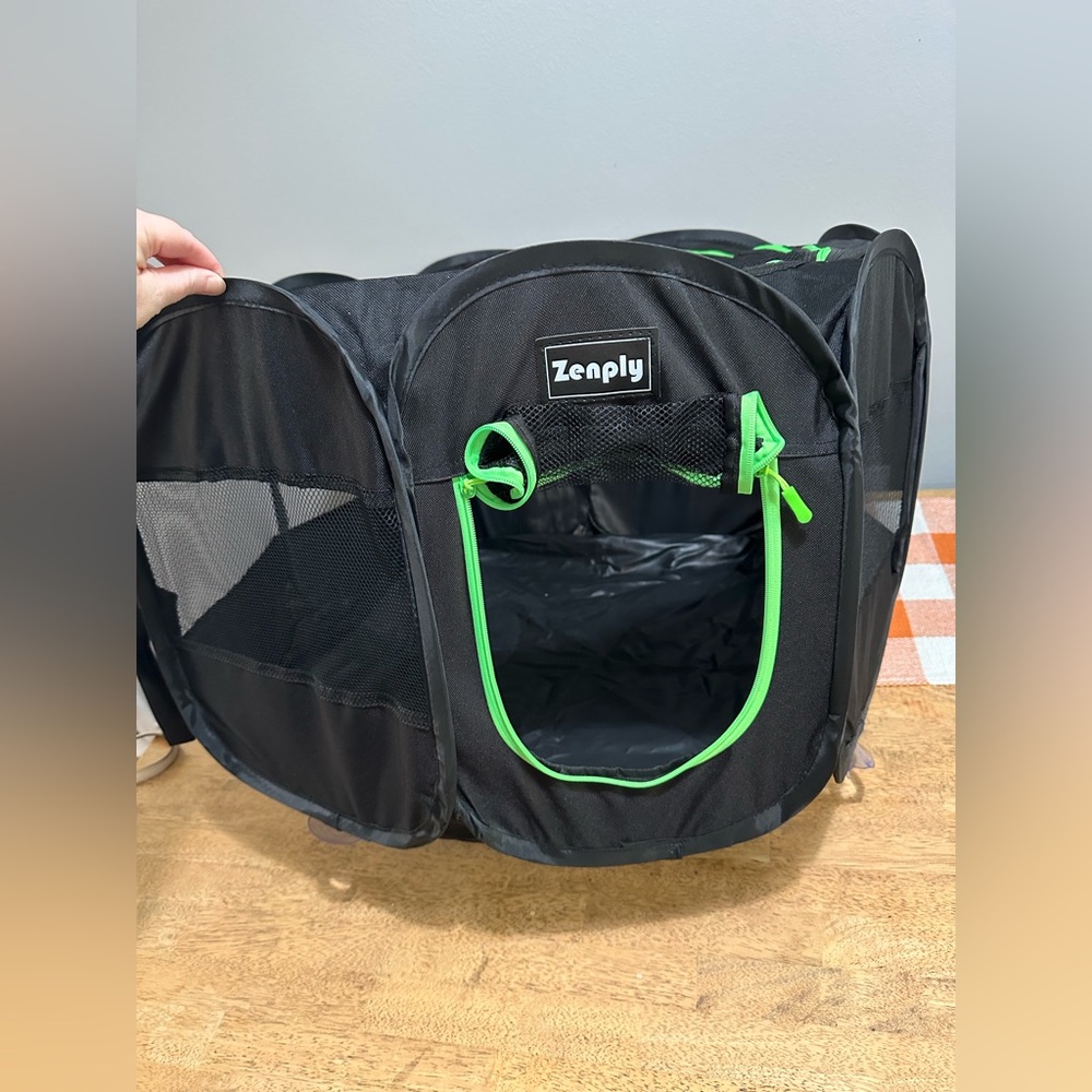 New Mesh Foldable Portable Dog Play Pen, with shade and carrying bag